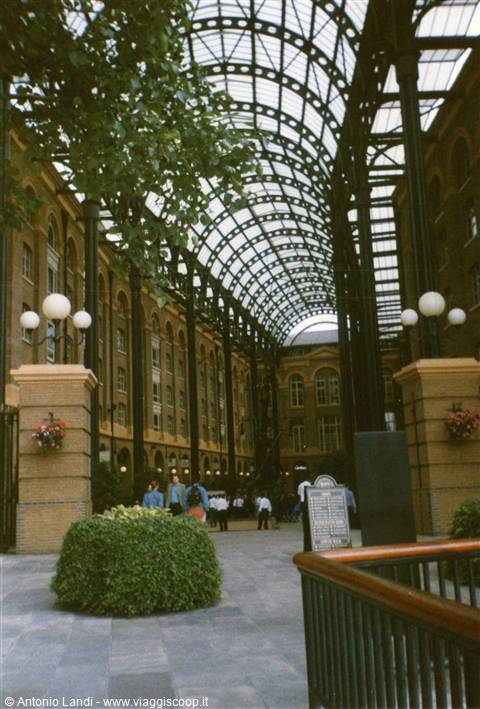 London City - Hays Gallery