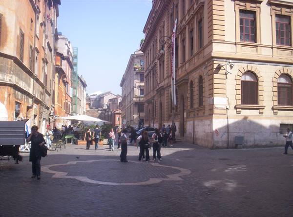 Il Ghetto Ebraico-via Portico d'Ottavia