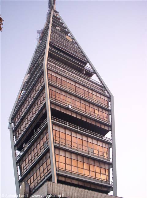 Piccoli Carpazi, torre televisiva