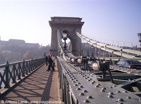 Ponte delle Catene