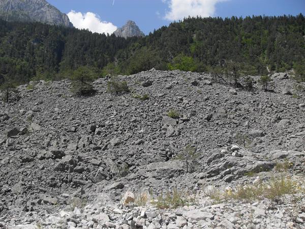 frana verso il lago di Tovel