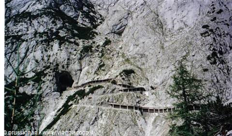 Eisriesenberg-la montagna di ghiaccio