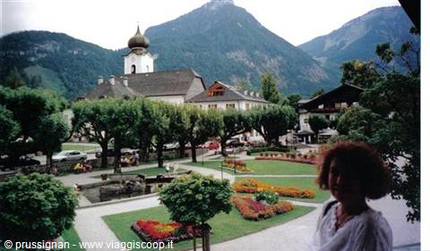 Strobl