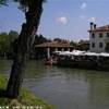 in lontananza sullo sfondo lo squero ITALIA 