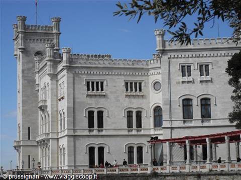 il Castello di Massimiliano e Carlotta
