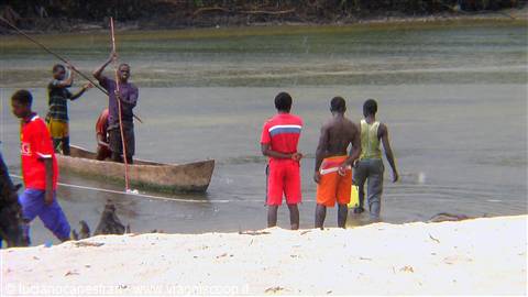 Mida Creek; Pescatori con il Dow