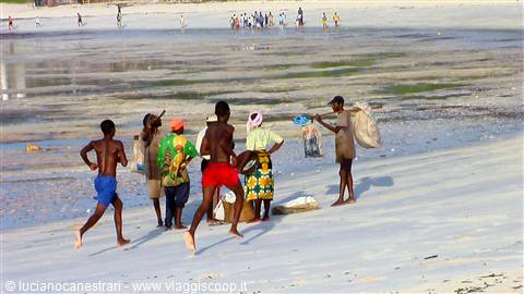 Watamu: ginnastica mattutina