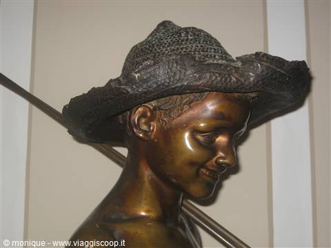 Particolare, scultura in bronzo