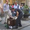 Lustrascarpe al lavoro ITALIA 