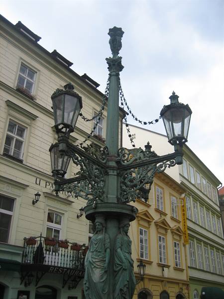 Cariatidi