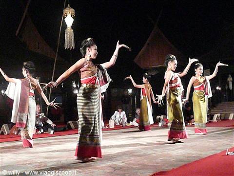 SERATA THAILANDESE