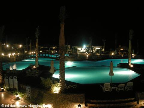 Villaggio by night