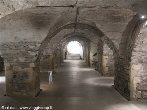 Christ Church Cathedral all'interno della cripta