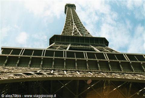 scorcio della torre eiffel