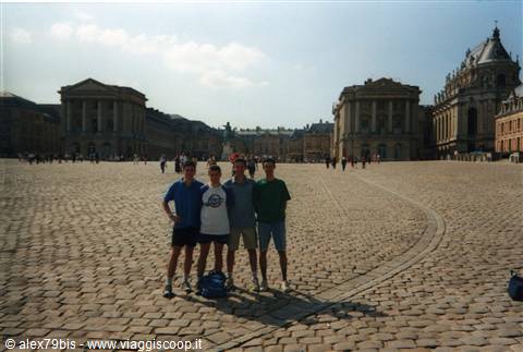 ENTRATA DEL PALAZZO DI VERSAILLES