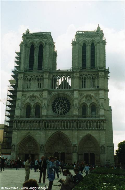 NOTRE-DAME
