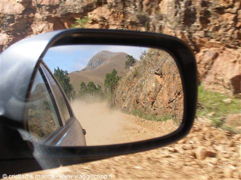 Sterrato nello Swaziland
