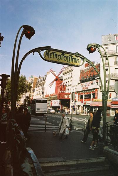 Metrò e... Moulin Rouge!!!
