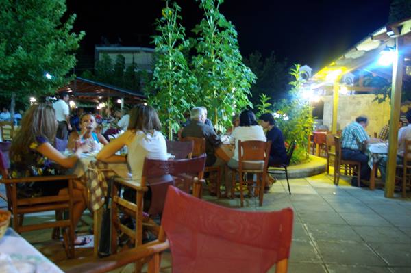 Klitoria tutto il paese alla taverna