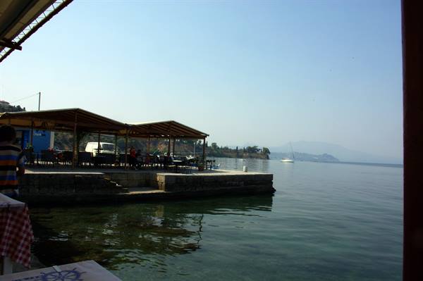 Koroni, taverna sul mare