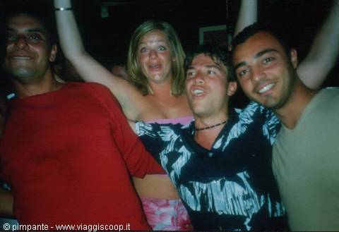 fuengirola night life