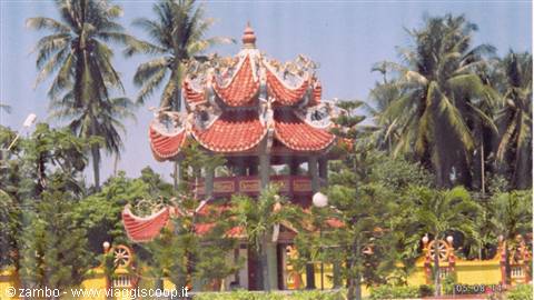 Tempio Buddha Seduto