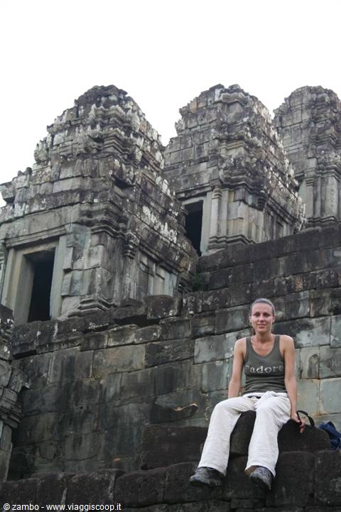 Veronica....alt tramonto sul Phnom Bakheng Temple