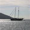 risveglio in barca a marina di campo ITALIA 