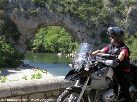 Le Pont d'Arc nelle Gole dell'Ardeche