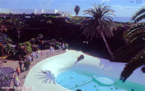 Los Jameos del Aqua