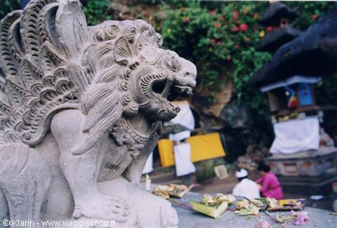 Goa Lawah