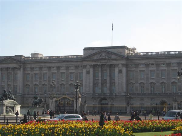 Buckingham  Palace