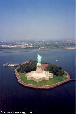 New York: Vista dall'elicottero
