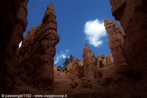 all'interno di un canyon a brice