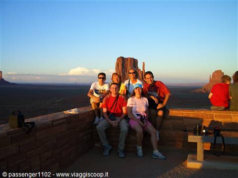 foto di gruppo al tramonto