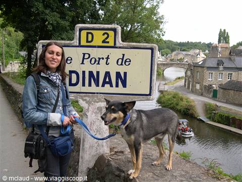 NELLA CITTADINA MEDIOVALE DI DINAN (BRETAGNA)