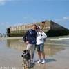 PARTE DI PONTE ARENATO SULLA SPIAGGI DI ARROMANCHES (BASSA NORMANDIA) FRANCIA 