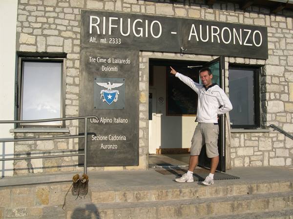 SOTTO LE TRE CIME DI LAVAREDO AL RIFUGIO AURONZO