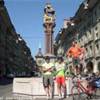 SULLA VIA PRINCIPALE DELLA CAPITALE SVIZZERA . . . BERNA SVIZZERA 