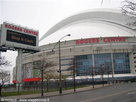 IL ROGERS CENTER STADIUM