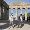 ALL'INTERNO DEL TEMPIO . . . ITALIA 