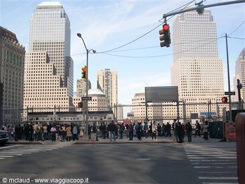 GROUND ZERO SEI ANNI DOPO . . .