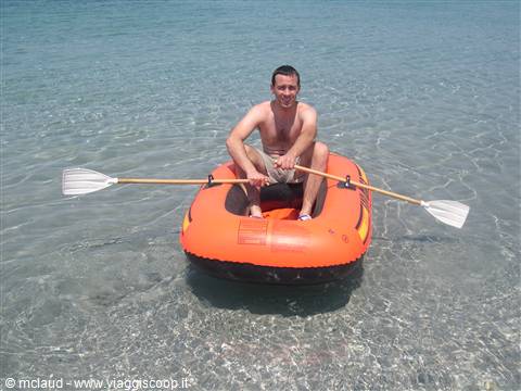 ALL'AVVENTURA TRA LE AZZURRE ACQUE DELLA GRECIA