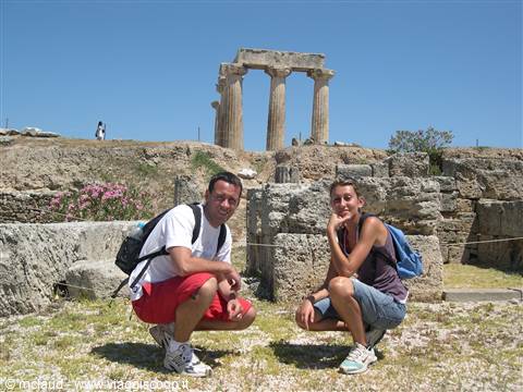 TRA LE ANTICHE COLONNE GRECHE
