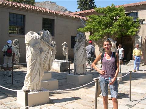 LA COLLEZIONE DI STATUE DEL MUSEO ARCHEOLOGICO