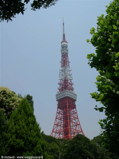 PIU' ALTA DELLA TORRE EIFFEL . . . LA TORRE DI TOKYO .