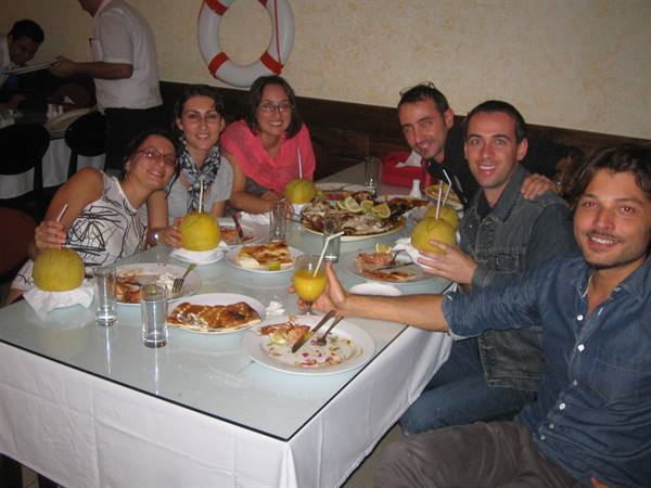 MITICA CENA AL RISTORANTE TURCO ! ! !