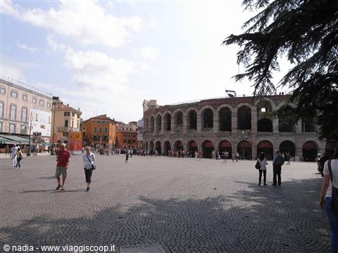 L'ARENA