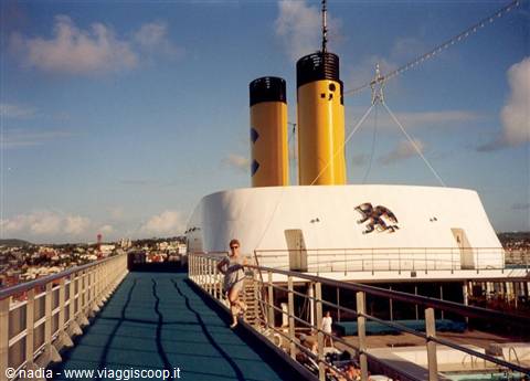 SULLA NAVE