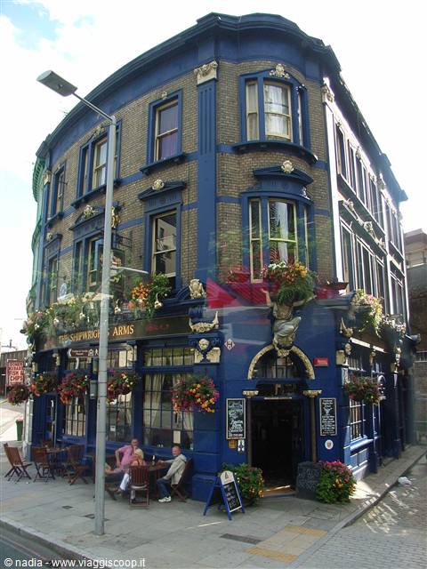 LONDRA - PUB